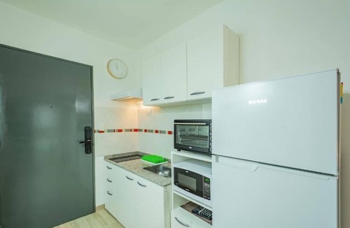 San Nicolas Apartment | Spacious and Modern Apartment in the City Center for 6 Guests