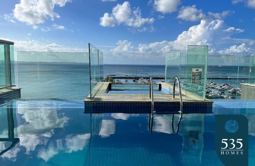 Dois de Julho Apartment | Spacious Bedsitter View to the Bay of All Saints