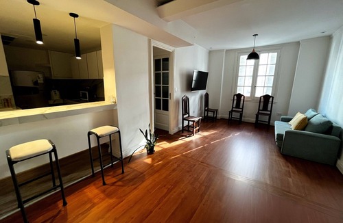 El Centro Apartment | Spacious, luxurious 1BR in central Buenos Aires—style, comfort & location!