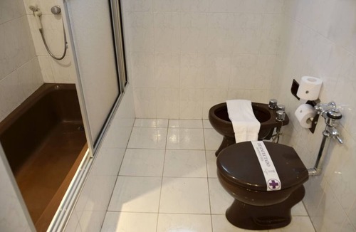 Catedral Hotel | Spacious Stay in Historic Area | Walkable to Pantheon of Heroes & Museums