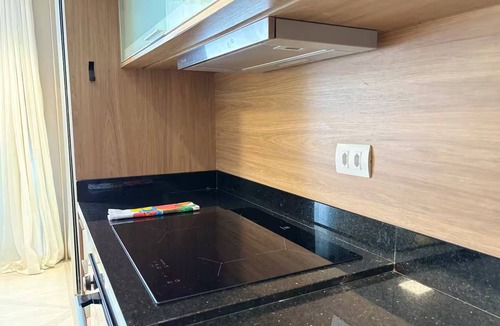 Matriz Apartment | Spacious studio apartment in Batel, complete condominium.