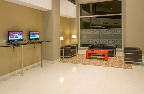 El Centro Hotel | Spacious Unit for a Group Stay | 10-min walk to Plaza de Mayo & Casa Rosada