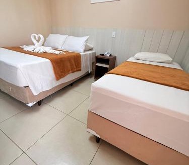 Caldas Novas House | Spazzio diRoma Caldas Novas