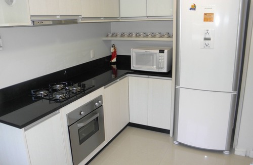 Jurere Internacional House | Spectacular house, with 07 Dorm, Pool, Party Room, unique location!