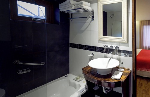 El Calafate Bed & Breakfast | Standard Double Room (Queen Bed)