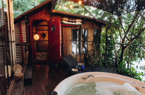Lago Norte Cabin | Stay Experience Houseboat with sauna and hot tub, incredible view