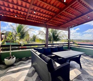 Pipa Ski Chalet | Stay in Style: Central Pipa Townhouse with Ocean View