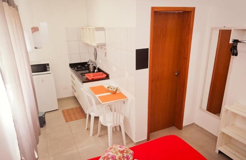 Cajuru Apartment | Studio 02 - Vinícius de Moraes - Próximo da UFPR, Shopping e Jardim Botânico