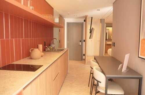 Centro Apartment | Studio 2 pessoas 36m² - Wi-Fi Rapido e Estacao de Trabalho