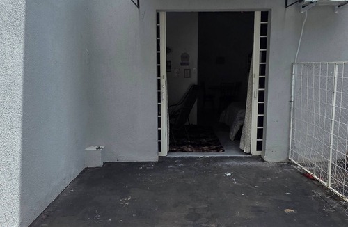 Alvorada House | Studio apartment near shopping mall 1