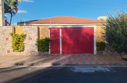 Jardim Acapulco House | Studio apartment in Marília near the University Campus
