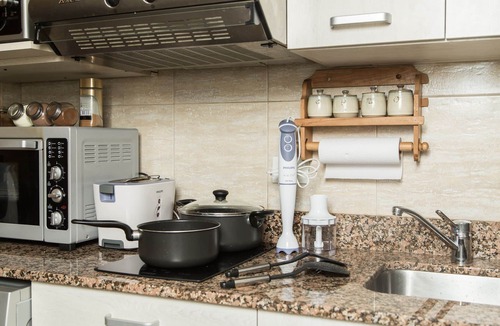 Belgrano Apartment | Studio apartment overlooking the lake and the mountains bright
