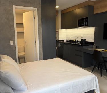 Jardim das Bandeiras Apartment | Studio Beco do Batman I Pinheiros I Vila Madalena