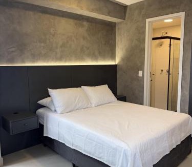 Jardim das Bandeiras Apartment | Studio Beco do Batman I Pinheiros I Vila Madalena