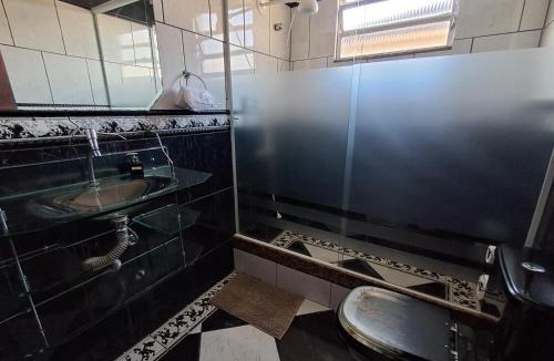 Vigario Geral House | STUDIO CLIMATIZADO A 30km DE COPACABANA
