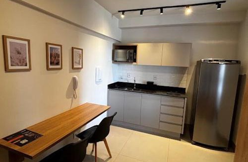 Santa Monica Apartment | Studio com piscina e academia completa