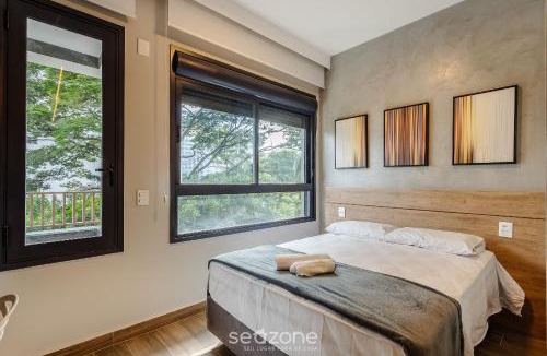 Campo Belo Apartment | Studio in a building w/a pool, Campo Belo HMC0320
