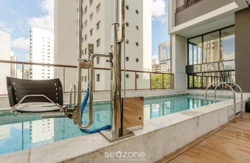 Campo Belo Apartment | Studio in a building w/a pool, Campo Belo HMC0320