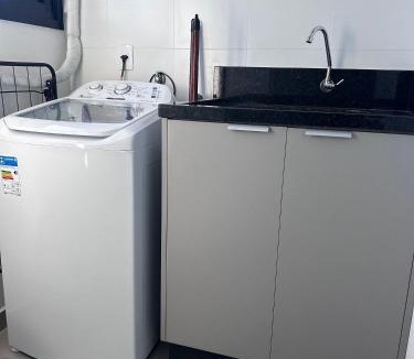 Santa Terezinha Apartment | Studio Moderno c/Piscina e Garagem