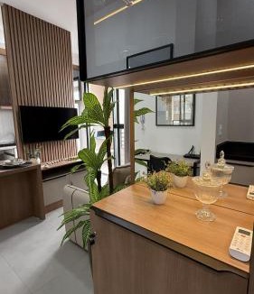 Saraiva Apartment | Studio moderno, rooftop com piscina, próx UFU
