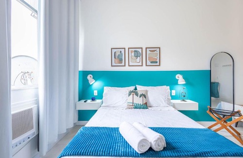 Catete Apartment | Studio na zona cultural do Rio! A/C, Wi-Fi, TV