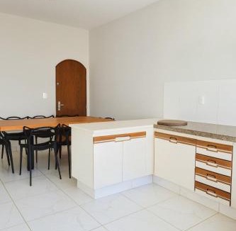 Vigilato Pereira Apartment | Studio para 7 pessoas com Ar Condicionado e 2 Garagem
