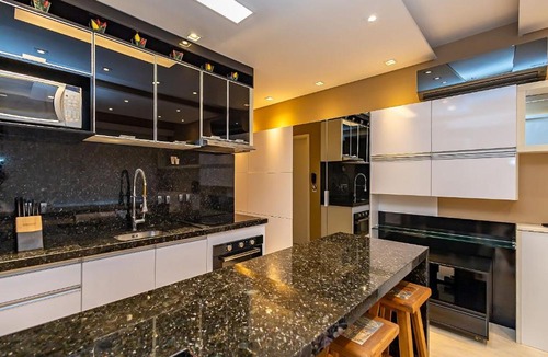 Matriz Apartment | Studio Premium com Garagem no 28º andar - MID2809