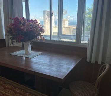 Vidigal Apartment | Studio Red Vidigal com Varanda, Vista Mar e Hidromassagem