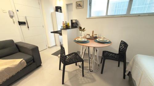 Leblon Apartment | Studio renovado no Leblon Praia, Lagoa e Dias Ferreira a pé