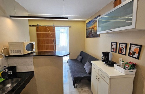 Copacabana House | Studio w/AC | 5 min to Copacabana Beach