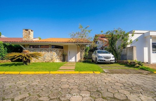 Ponta das Canas Apartment | Studio with balcony 7 min from the beach VTA0205