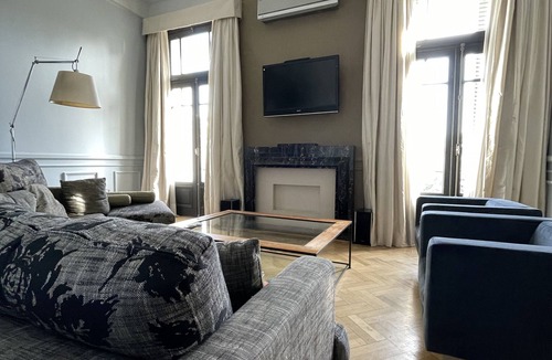 Retiro Apartment | STUNNING APT @ RECOLETA - 4BR 4BT - 2691 sqft - AC/WIFI/CABLE/Maid - See reviews