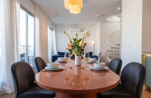 Villa Crespo Apartment | Stunning Duplex Penthouse Private Pool & Terrace