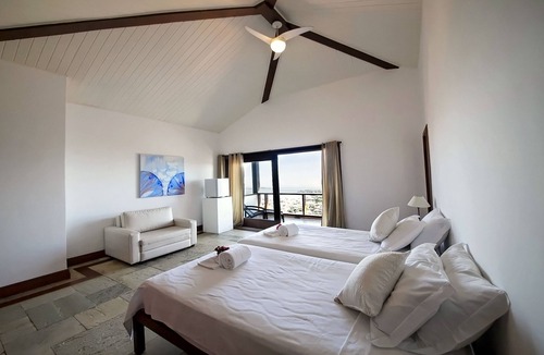 Joao Fernandes House | Stunning sea view with 4 suites.