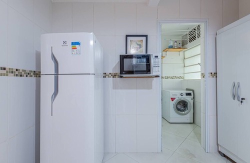 Higienopolis Apartment | Stylish & Charming in Consolação/Higienópolis Parking 3rd Guest Free