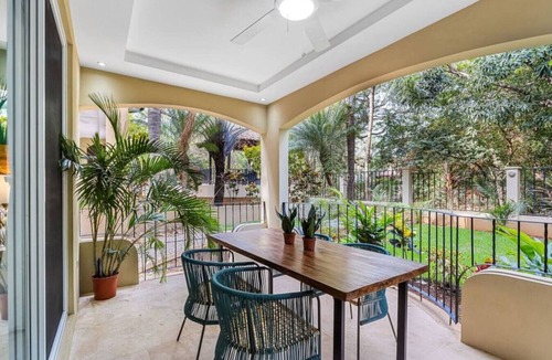 Tamarindo Condo | Stylish Ground floor Condo walking to Town