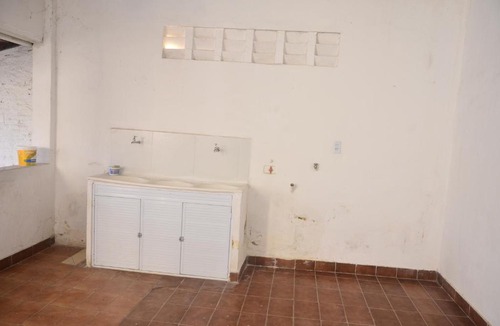 Morada Nova House | Suíte com ar condicionado e garagem