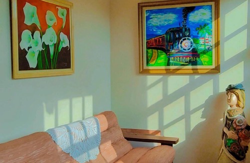 Ouro Preto Apartment | Suíte com Vista Para a Montanha