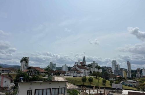 Velha House | Suíte Com Vista Privilegiada poucos minutos Vila Germânica Oktoberfest