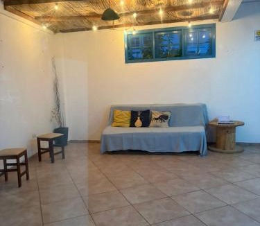Taio House | Suíte Conforto com Banheiro Privativo Externo