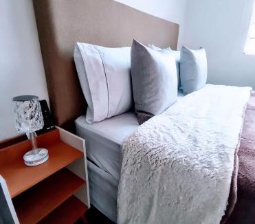Vila Telma House | Suíte Nosso Abrigo - Jaguaribe 2km do Capivari