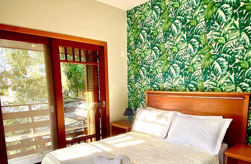 Campeche Norte House | Suíte Praia da Armação - Pousada Tulipane -Floripa