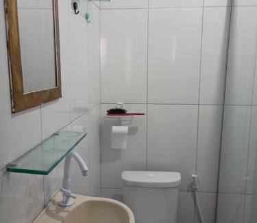 Reduto House | Suíte privativa com café da manhã regional centro de Belém