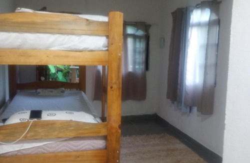 Ilha Grande Apartment | Suíte simples floresta verde