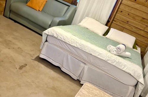 Castelandia Hostel | Suítes Cabanas Coral