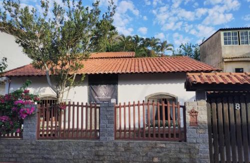 Taio House | Suítes e café Recanto da Árvore