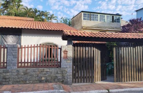 Taio House | Suítes e café Recanto da Árvore