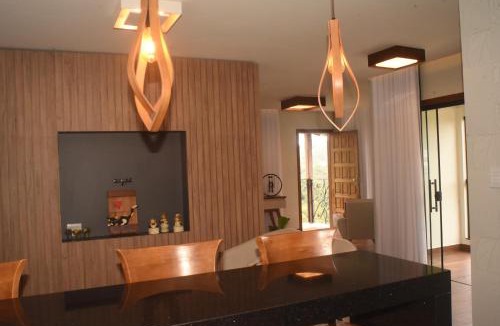 Lavras Novas Ski Chalet | Suítes e Loft do Tião