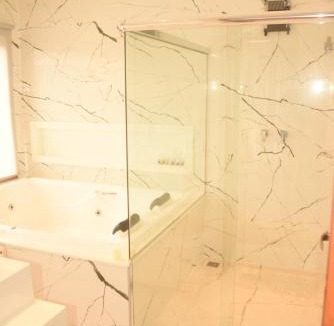 Lavras Novas Ski Chalet | Suítes e Loft do Tião