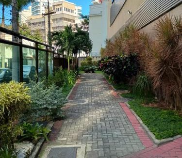 Niteroi Apartment | Suite, 2quartos, cozinha completa, varandão, 2 vagas de garagem